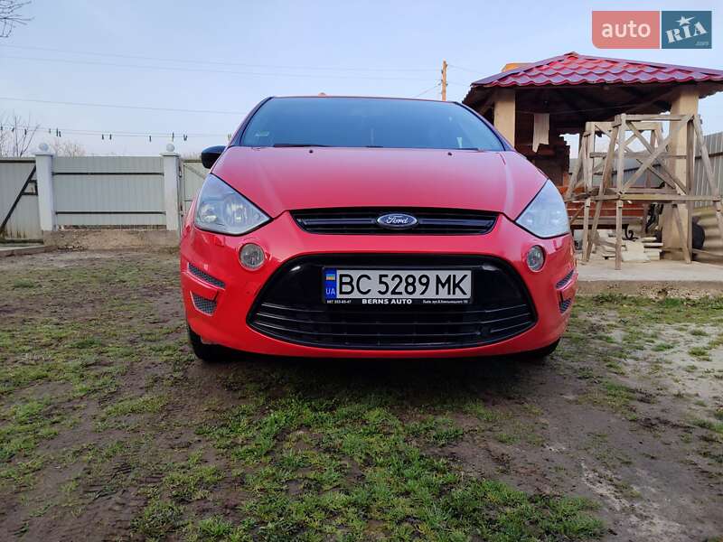 Ford S-Max 2012