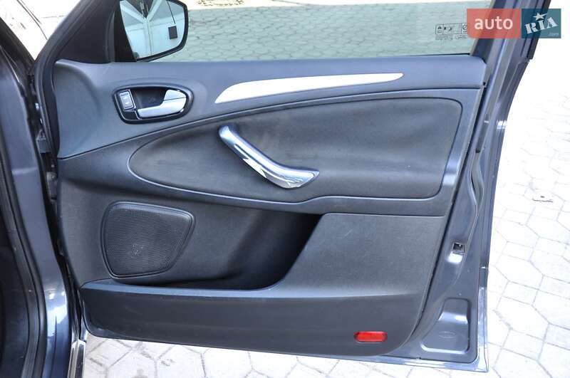 Минивэн Ford S-Max 2009 в Львове