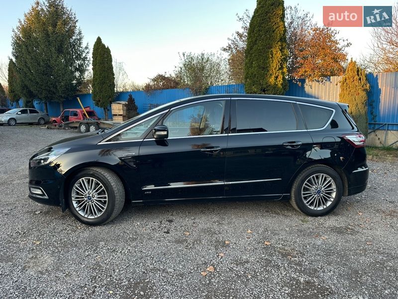 Минивэн Ford S-Max 2017 в Ужгороде
