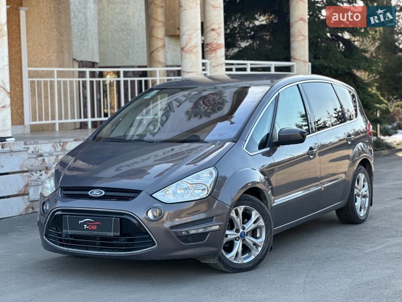 Ford S-Max 2012