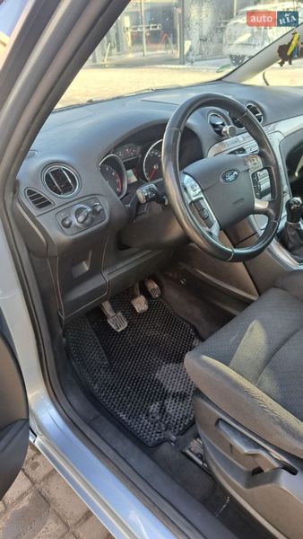 Мінівен Ford S-Max 2006 в Софіївській Борщагівці