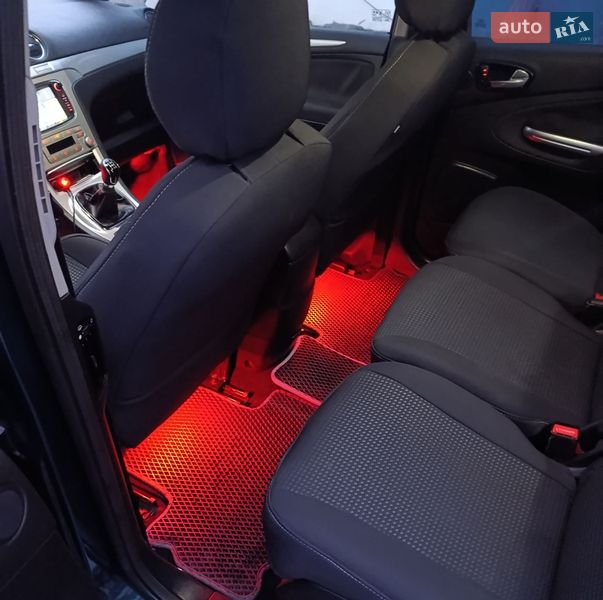 Минивэн Ford S-Max 2008 в Черновцах