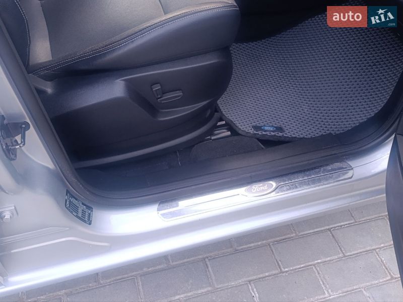 Мінівен Ford S-Max 2009 в Львові фото 9 Мінівен Ford S-Max 2009 в Львові