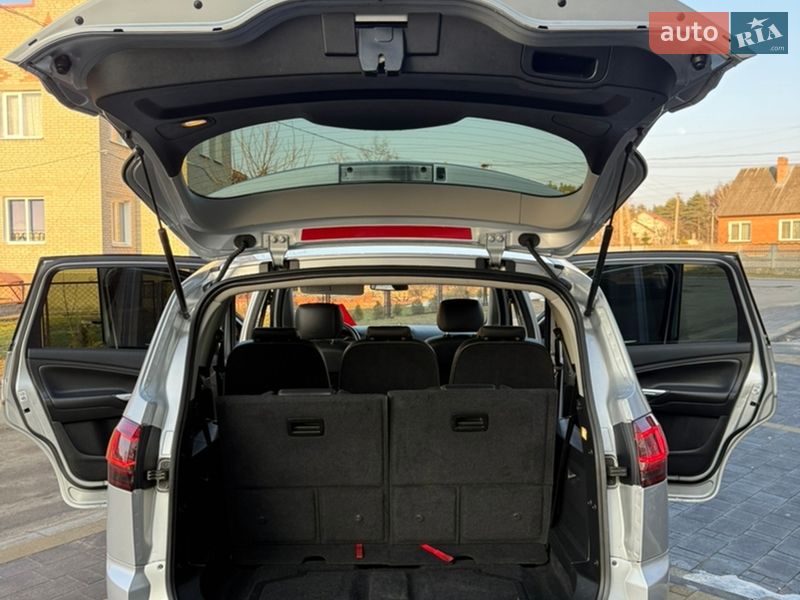 Мінівен Ford S-Max 2013 в Ковелі