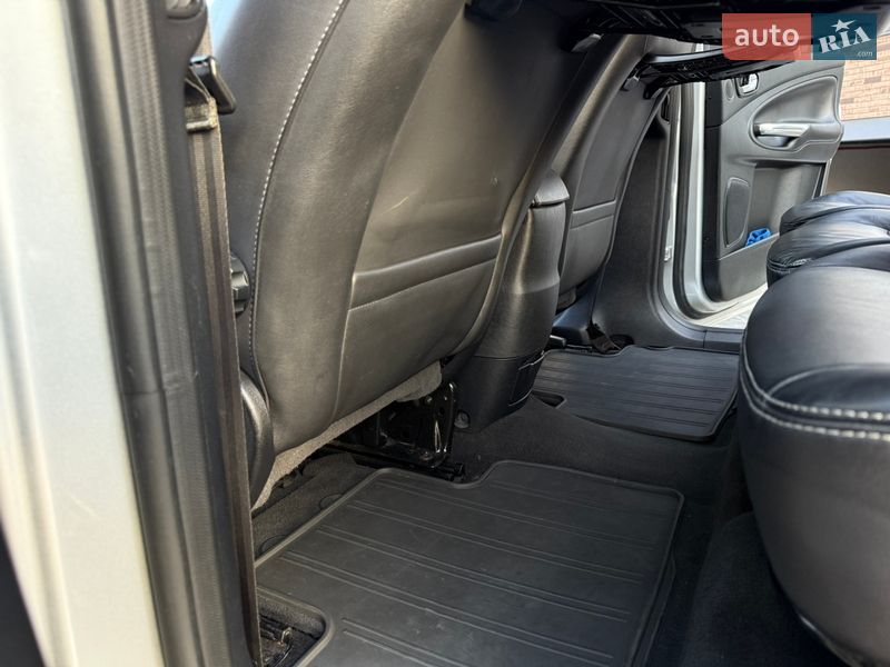 Мінівен Ford S-Max 2013 в Ковелі