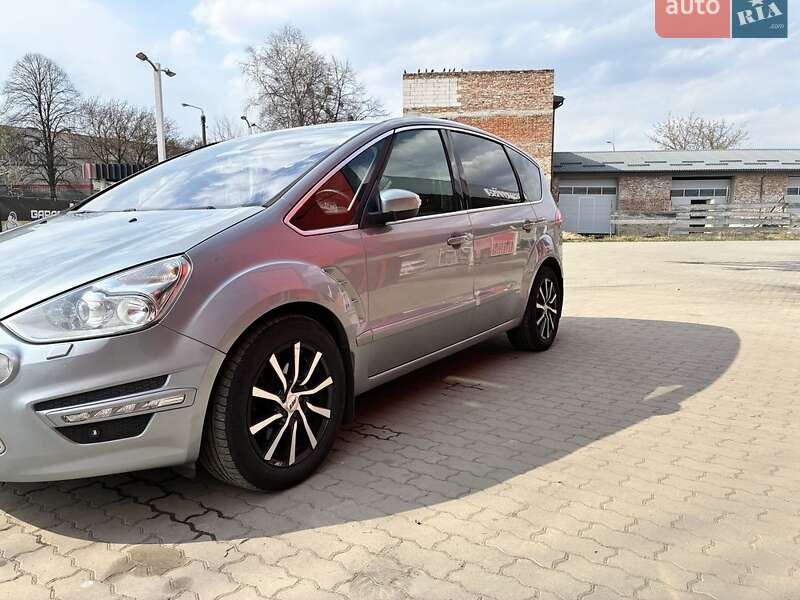 Ford S-Max 2014