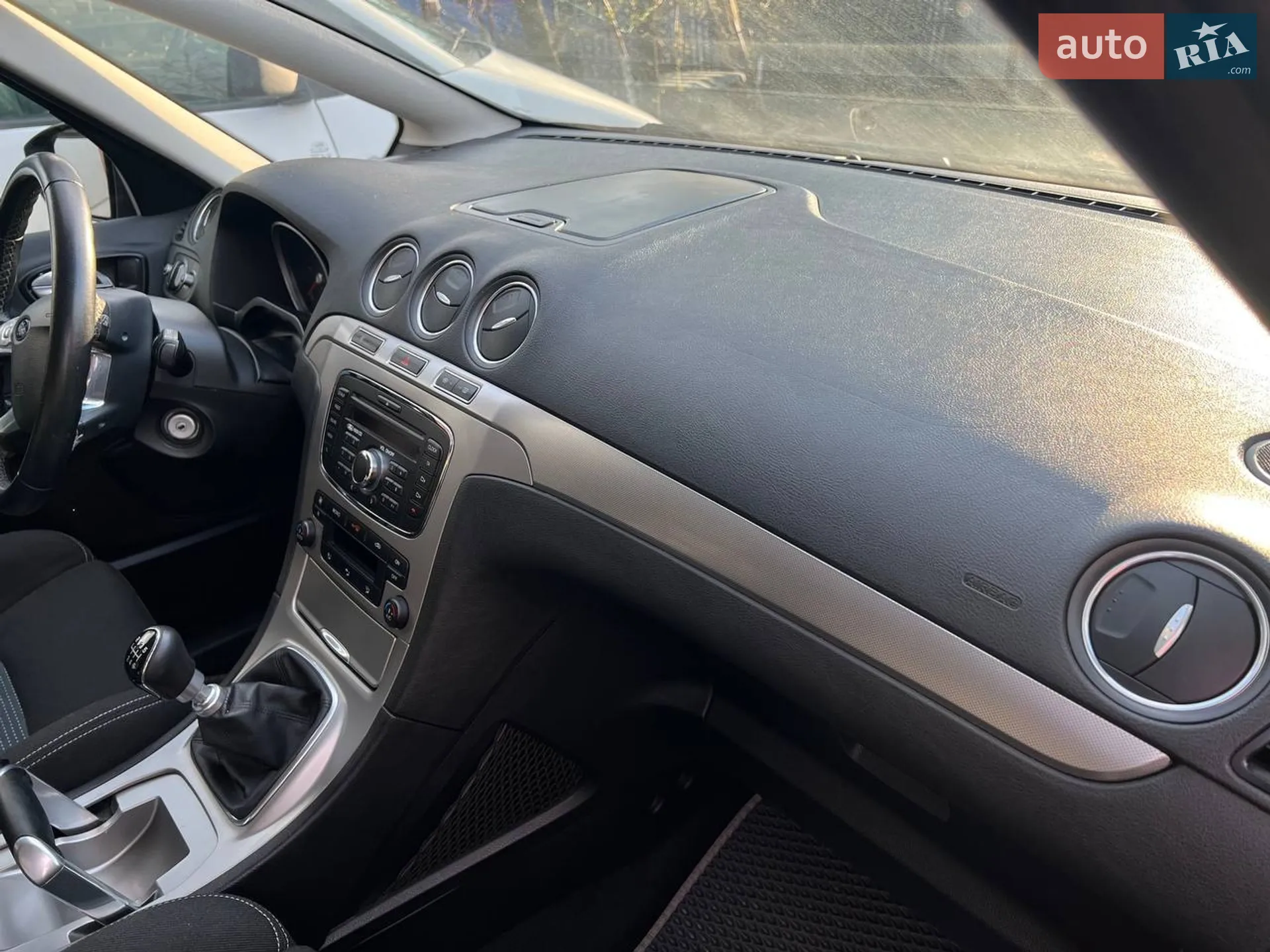 2011 Ford S-MAX - мініатюра 30