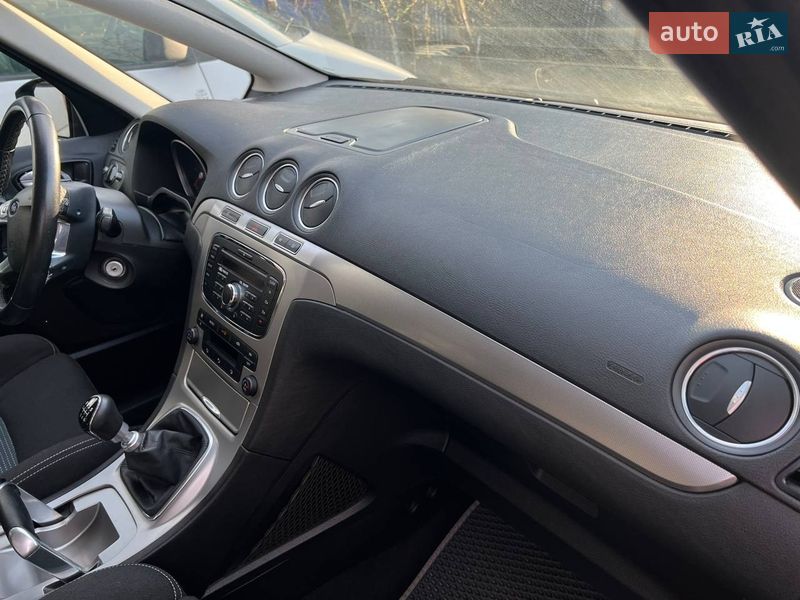 Минивэн Ford S-Max 2011 в Тульчине