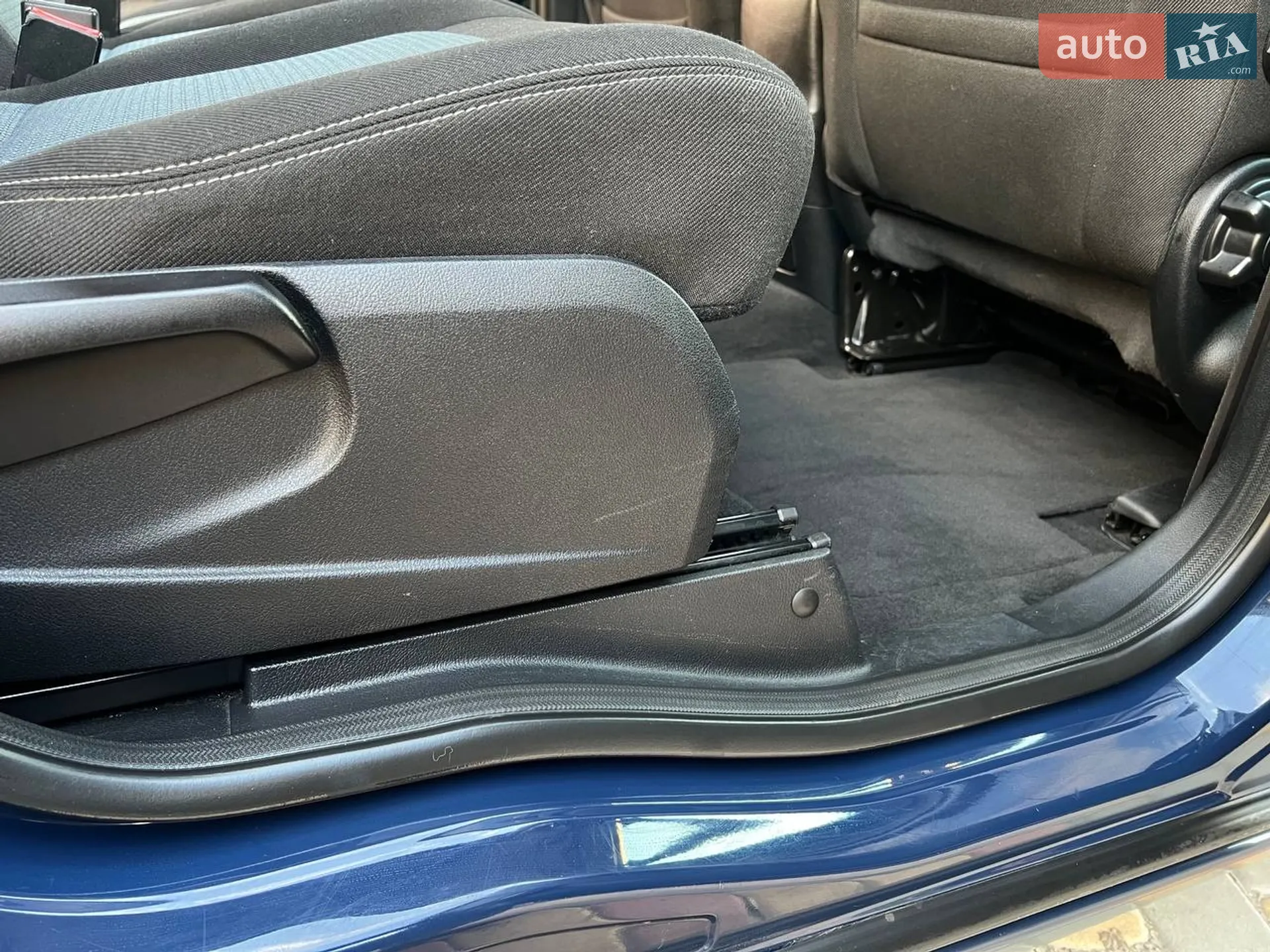2011 Ford S-MAX - мініатюра 42