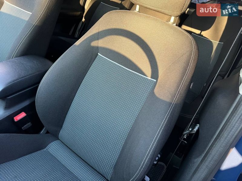 Минивэн Ford S-Max 2011 в Тульчине