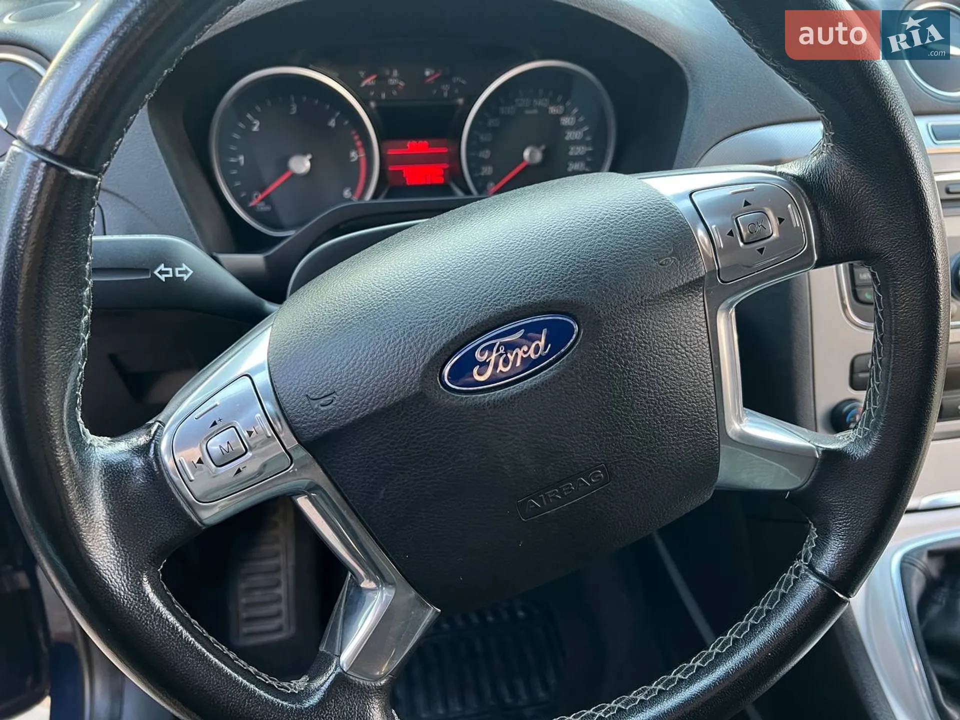 2011 Ford S-MAX - мініатюра 48