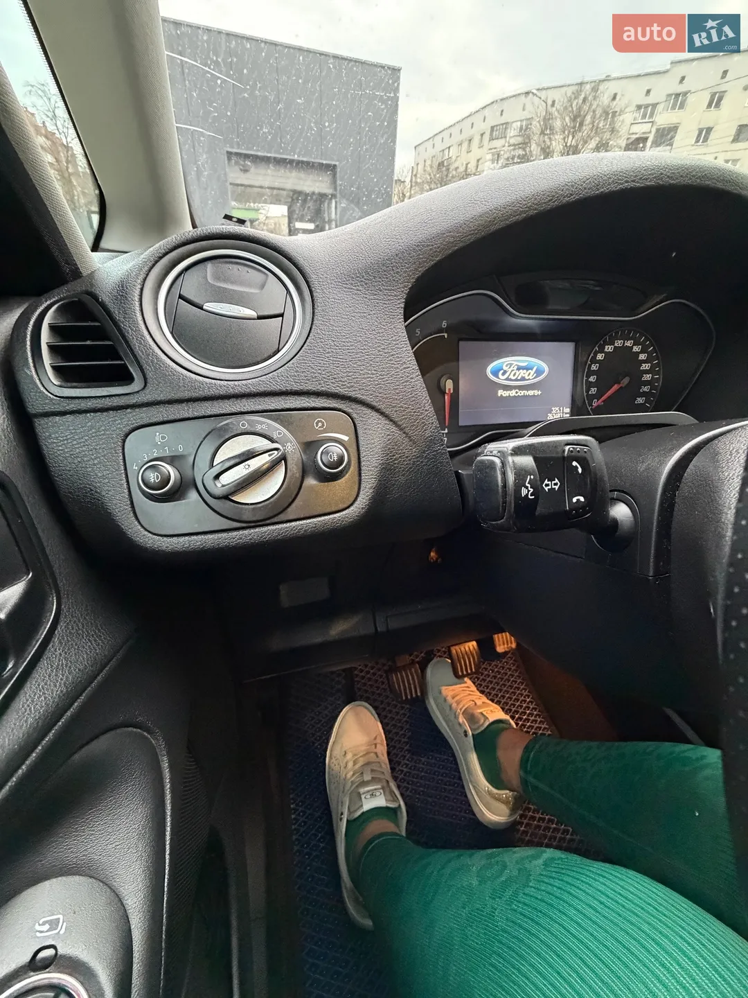 2011 Ford S-MAX - мініатюра 10