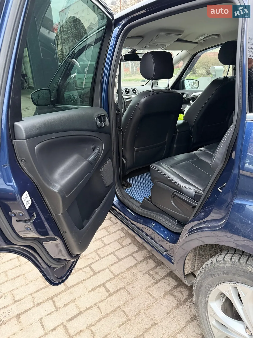 2011 Ford S-MAX - мініатюра 18