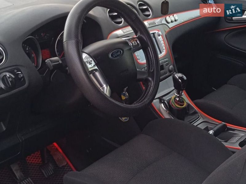 Мінівен Ford S-Max 2007 в Зарічному