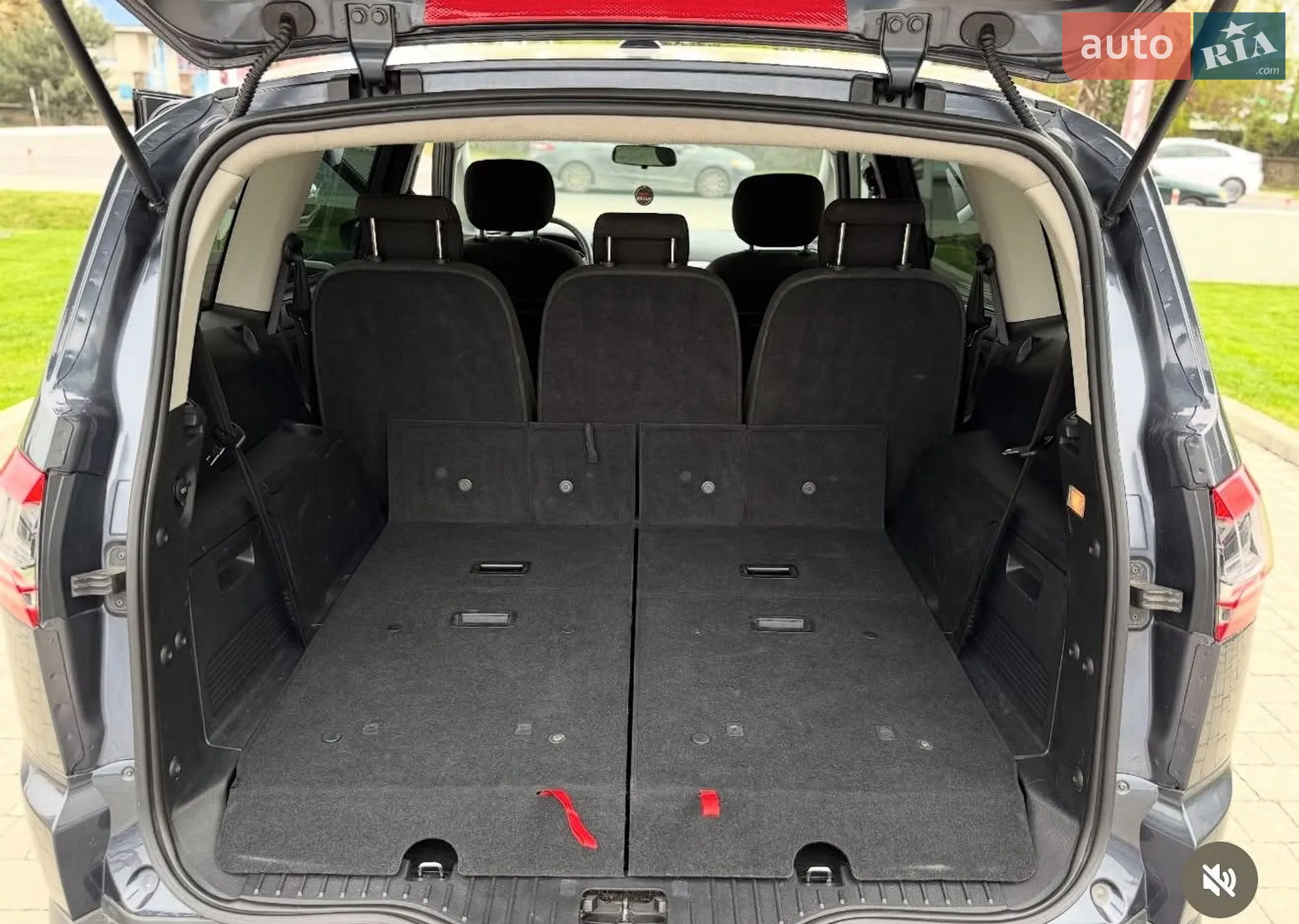2010 Ford S-MAX - мініатюра 8