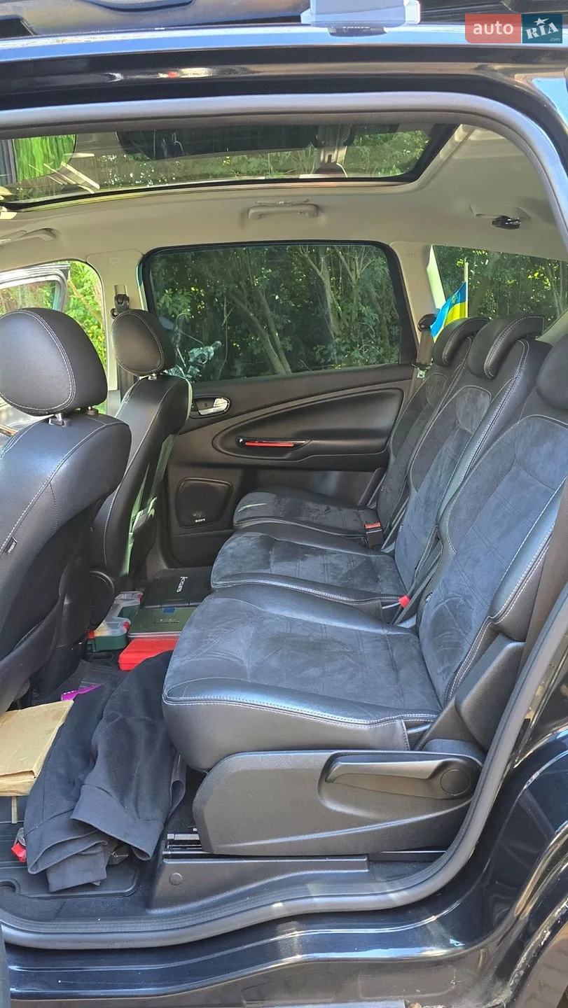 2011 Ford S-MAX - мініатюра 14
