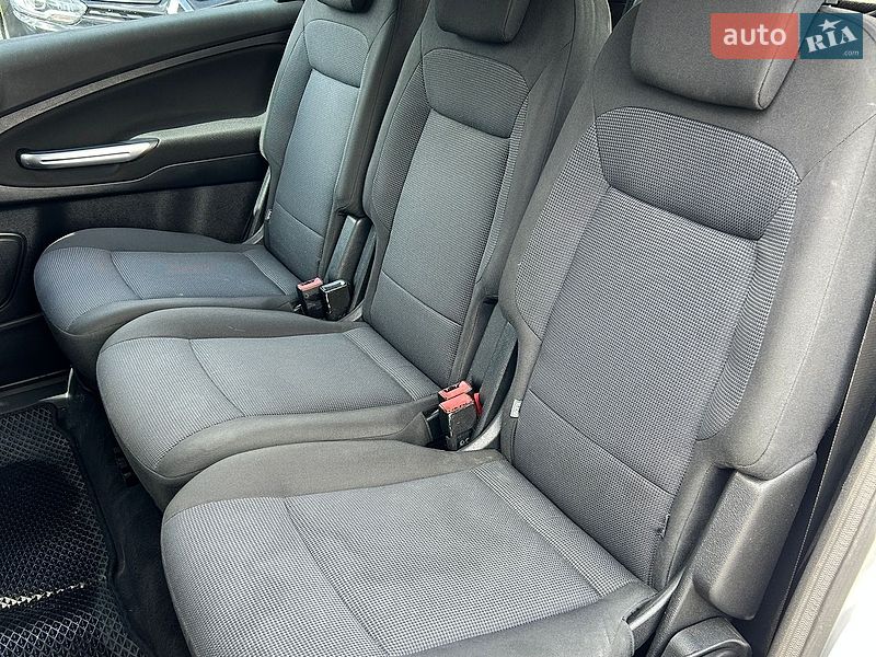 Минивэн Ford S-Max 2009 в Сумах
