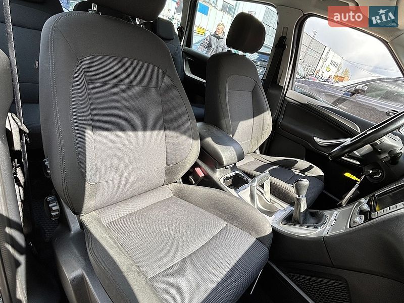 Минивэн Ford S-Max 2009 в Сумах