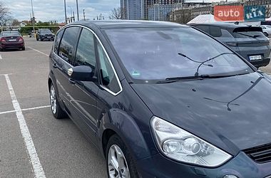Минивэн Ford S-Max 2014 в Южном