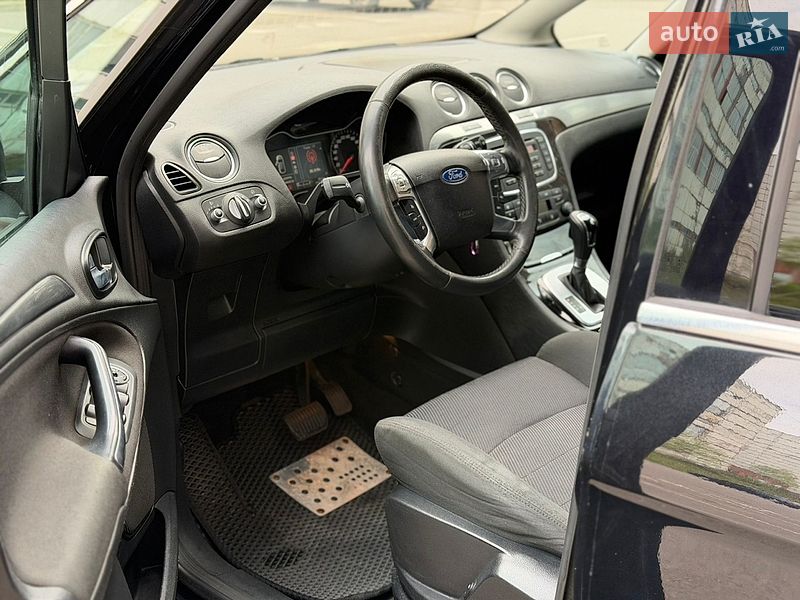 Минивэн Ford S-Max 2012 в Ровно