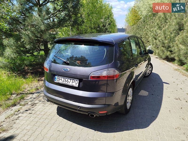 Минивэн Ford S-Max 2008 в Черноморске