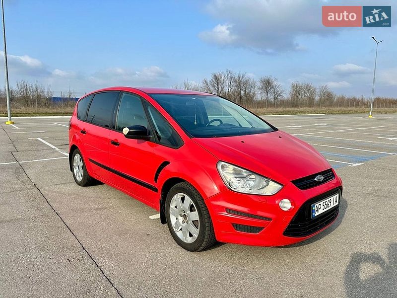 Ford S-Max 2012