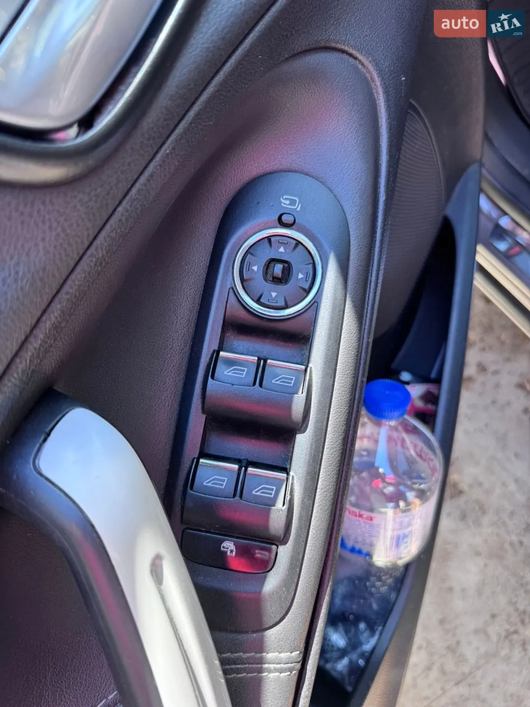 2013 Ford S-MAX - мініатюра 23