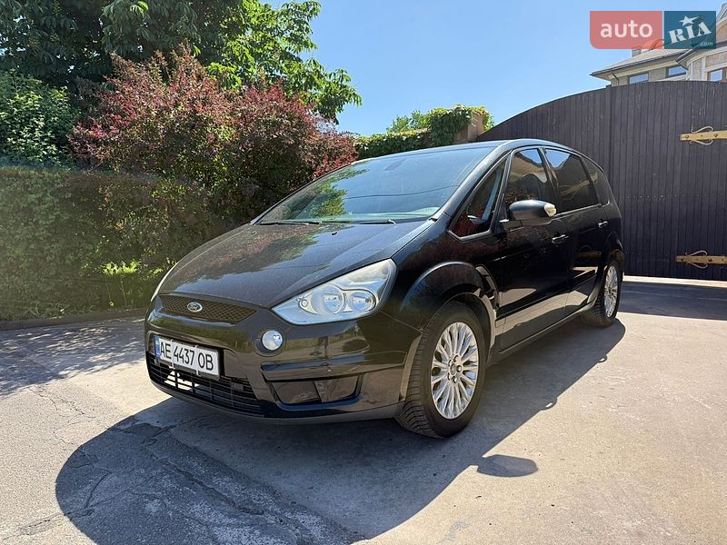 Минивэн Ford S-Max 2008 в Кривом Роге