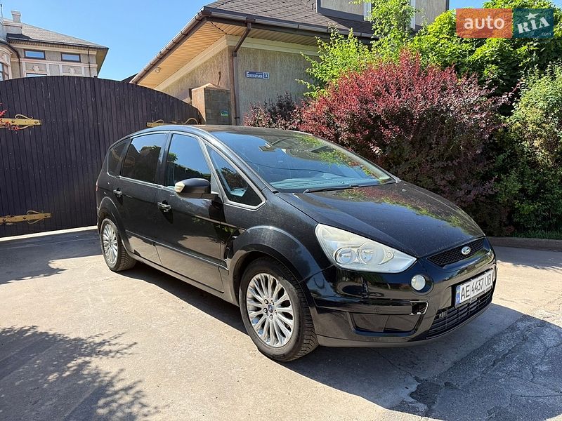 Минивэн Ford S-Max 2008 в Кривом Роге