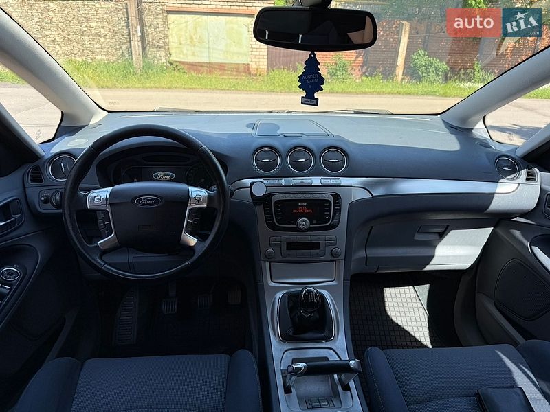 Минивэн Ford S-Max 2008 в Кривом Роге
