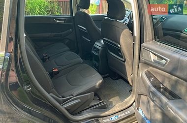 Мінівен Ford S-Max 2015 в Нововолинську