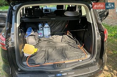 Мінівен Ford S-Max 2015 в Нововолинську