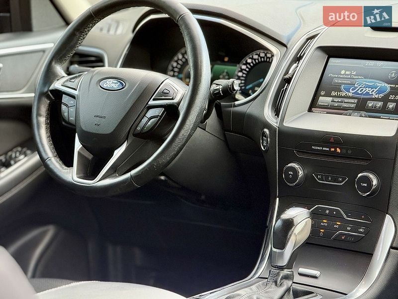 Мінівен Ford S-Max 2015 в Києві
