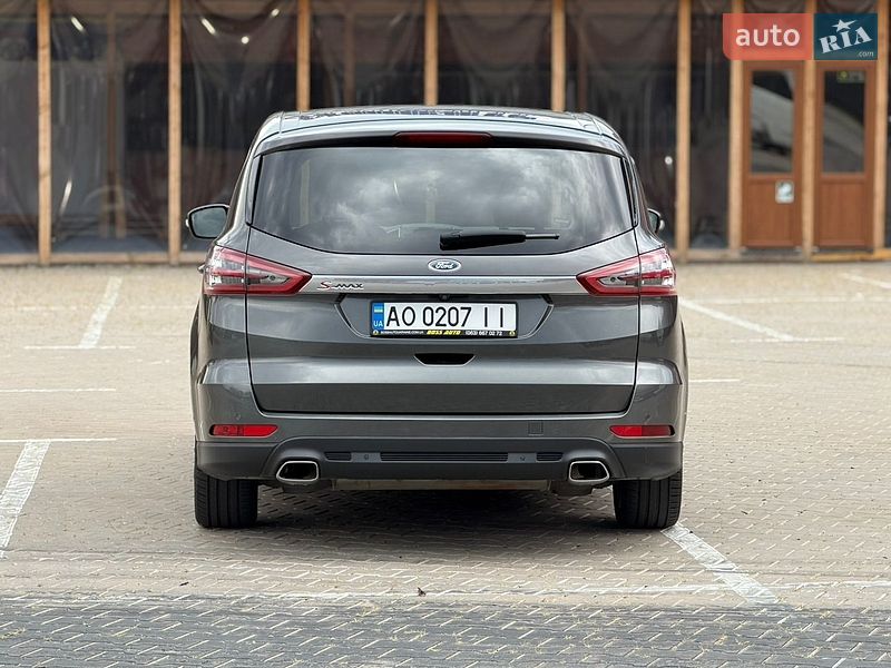 Мінівен Ford S-Max 2016 в Києві