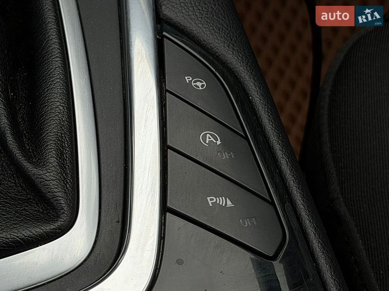 Мінівен Ford S-Max 2016 в Києві