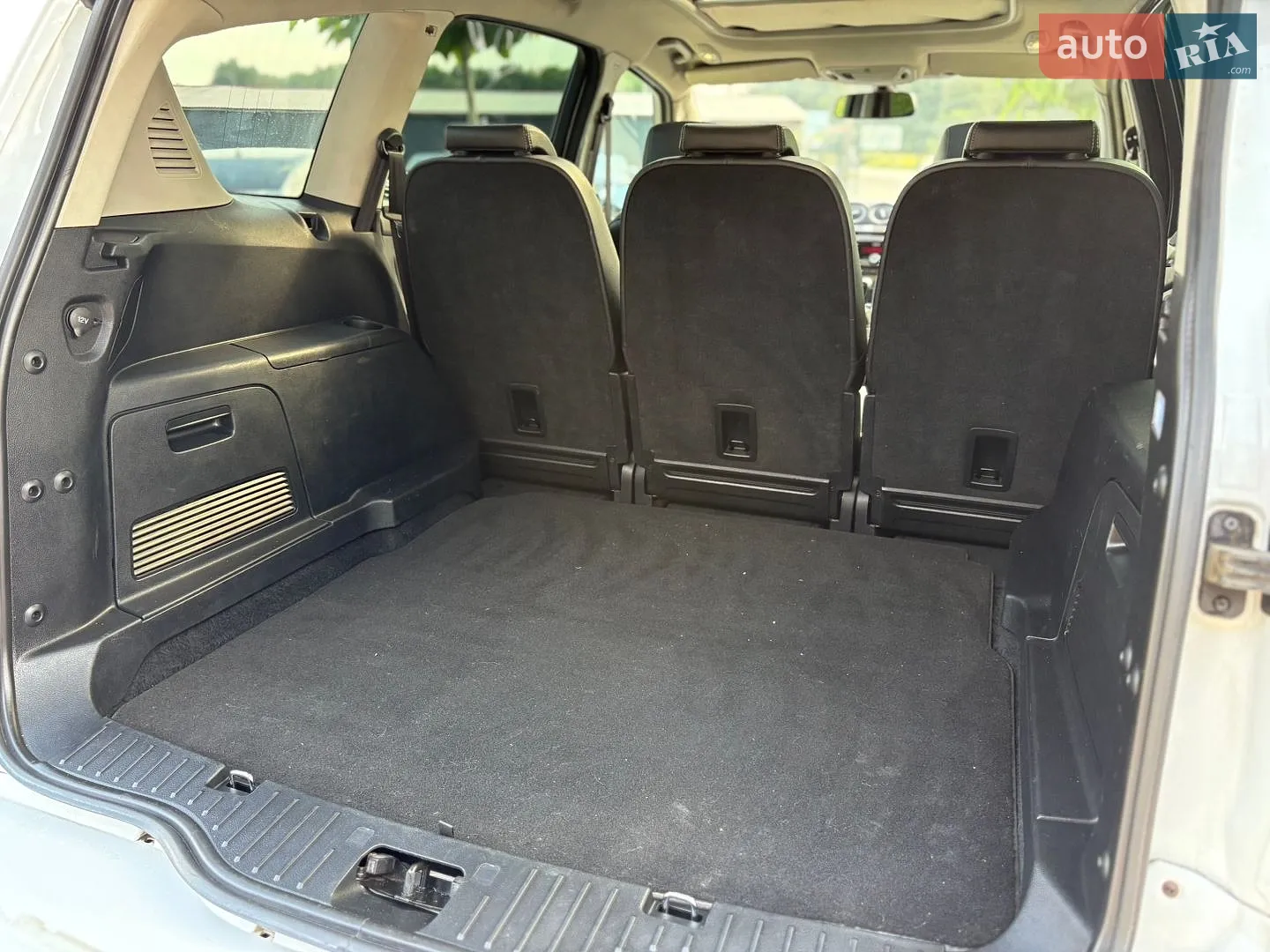 2013 Ford S-MAX - мініатюра 35