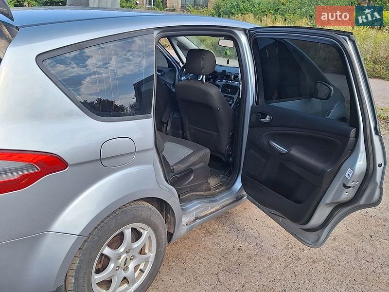 Минивэн Ford S-Max 2013 в Киеве