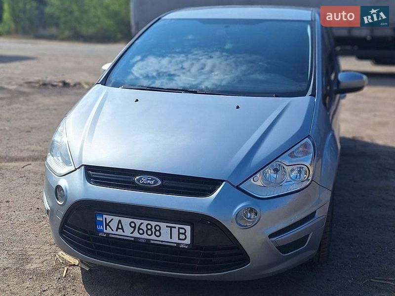 Минивэн Ford S-Max 2013 в Киеве