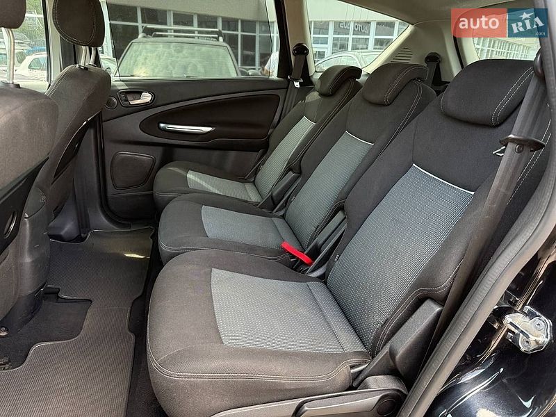 Минивэн Ford S-Max 2013 в Житомире