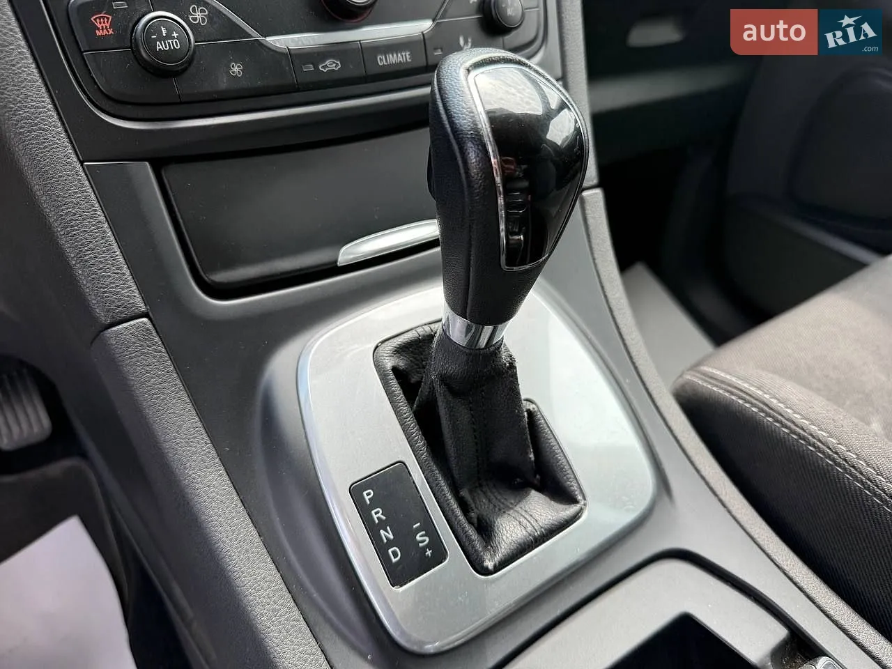 2013 Ford S-MAX - мініатюра 20