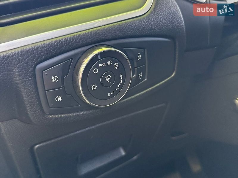 Мінівен Ford S-Max 2016 в Тернополі