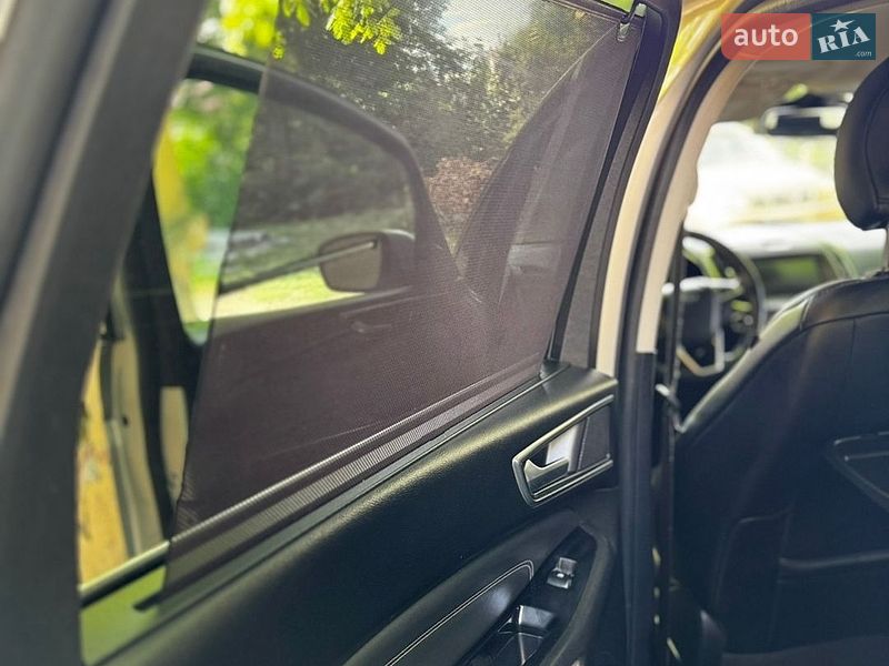 Мінівен Ford S-Max 2016 в Тернополі