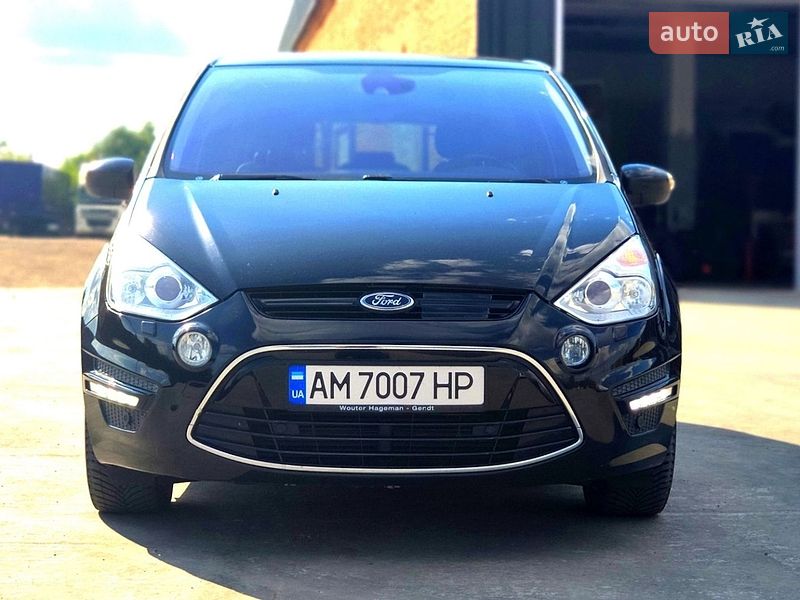 Минивэн Ford S-Max 2014 в Коростене