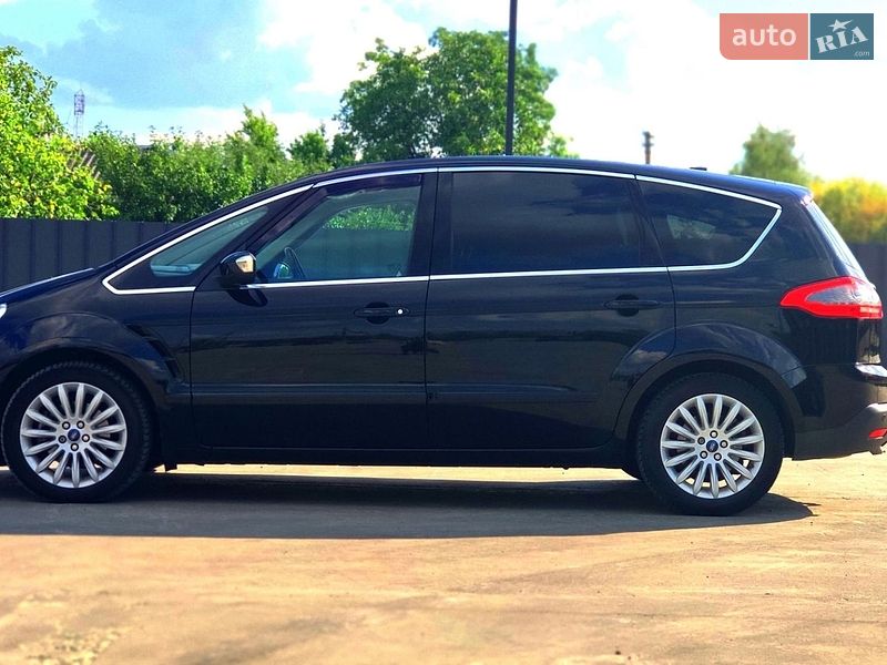 Минивэн Ford S-Max 2014 в Коростене