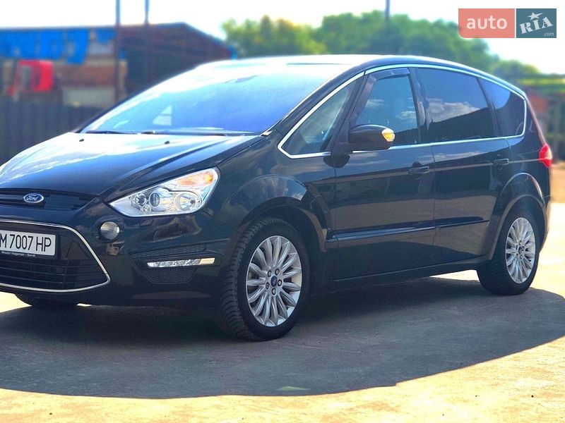 Минивэн Ford S-Max 2014 в Коростене