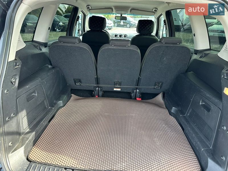 Мінівен Ford S-Max 2012 в Радехові