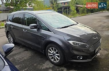 Минивэн Ford S-Max 2016 в Рахове