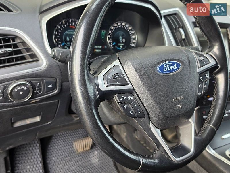 Минивэн Ford S-Max 2016 в Рахове