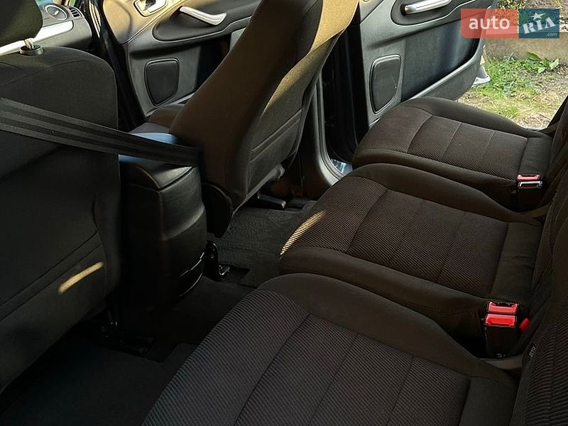 Мінівен Ford S-Max 2011 в Луцьку