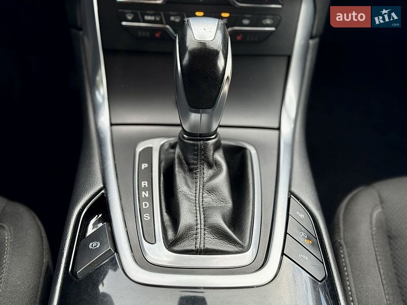 Минивэн Ford S-Max 2015 в Броварах